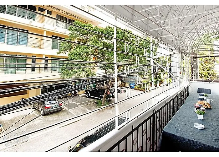 Hotel Private 12 - Poblacion Makati House